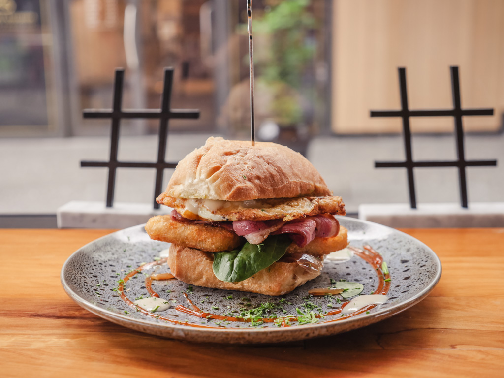 Grill & Green restaurant Whale Creative